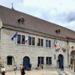 330px-Besançon,_lhotel_de_ville_(2)