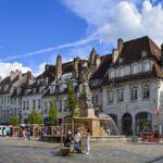 1280px-Besançon,_la_place_de_la_Révolution